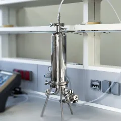 Product-wetted integrity test